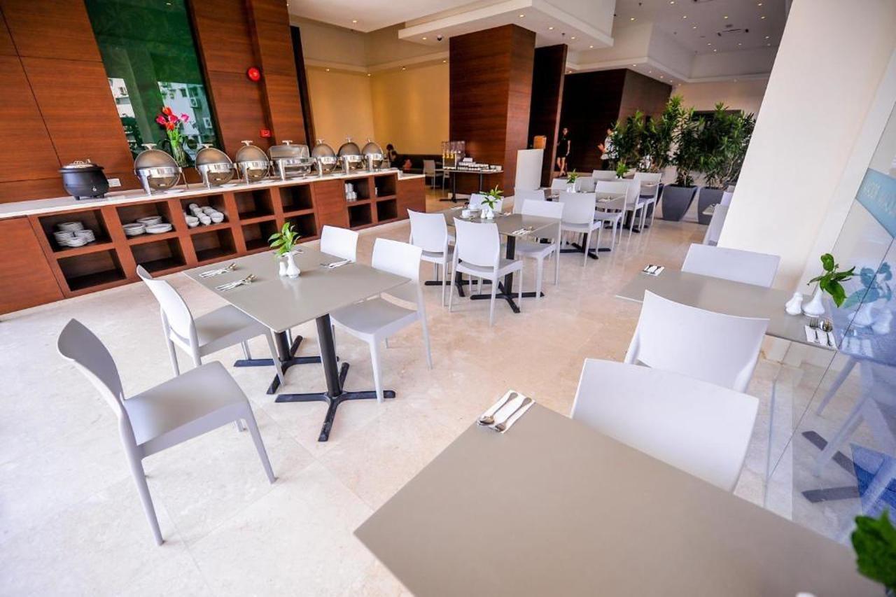 Rocana Hotel Kuantan Eksteriør bilde